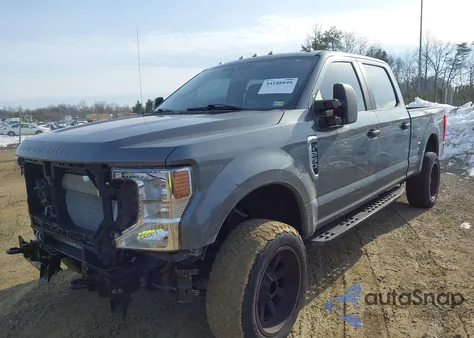 2021 Ford F-250 Xl z USA, uszkodzony, nr VIN 1FT7W2B6XMEC57900